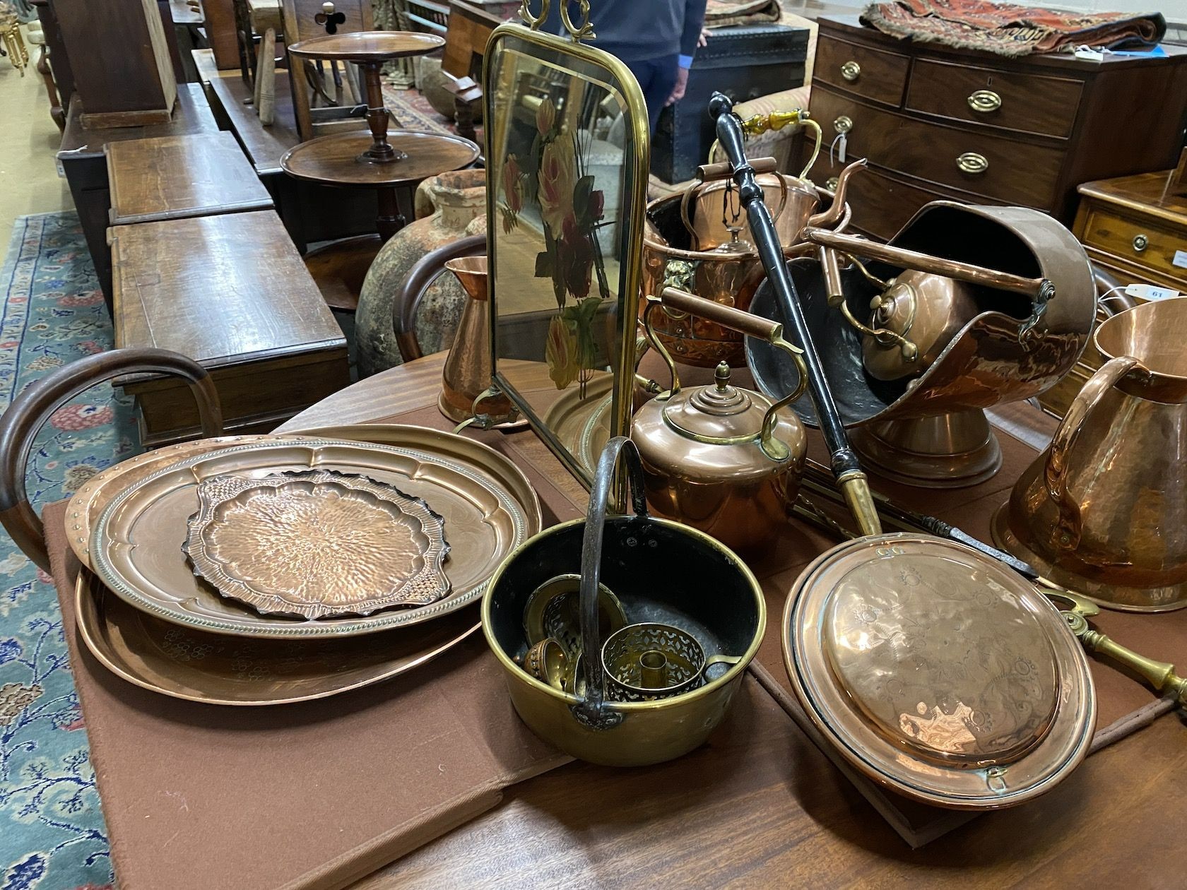 A quantity of Victorian and later copper and brassware